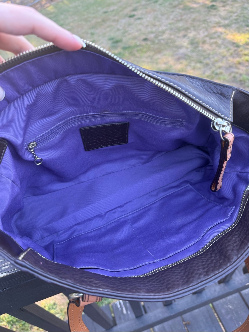 Coach Chelsea Tote - Picture 6 of 7